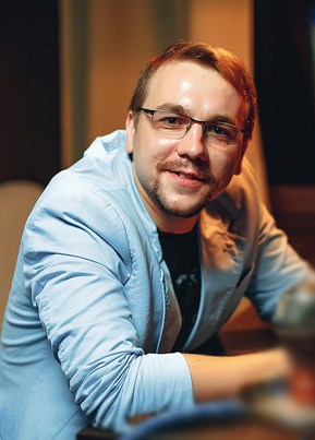 Ведущий Борзаков Алексей